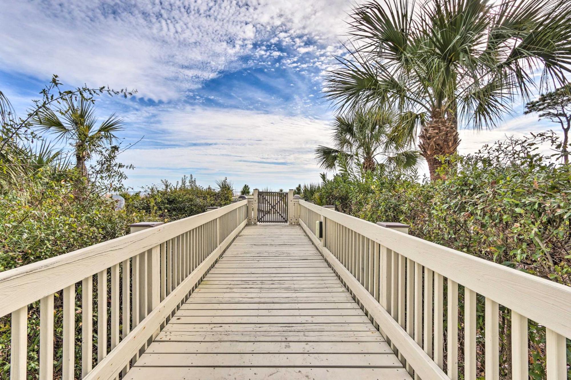 Walk To Beach Resort Condo In Hilton Head! هيلتون رئيس جزيرة المظهر الخارجي الصورة